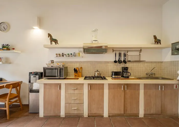 Cozy 2 Bedroom In With Private Pool Вилла Семиньяк